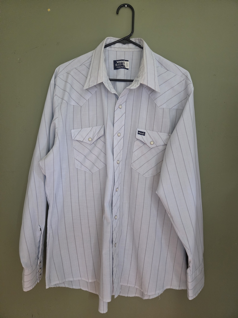 Wrangler Men’s Light Blue Striped Western Shirt
